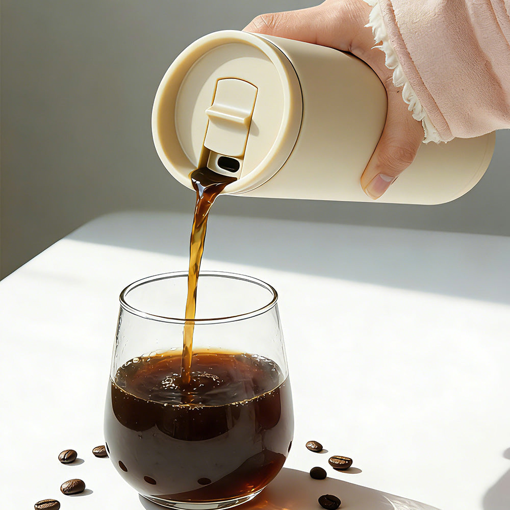 With a classic, customizable design, this 16oz/18oz double wall stainless steel coffee tumbler comes with a leak-proof lid to keep drinks hot or cold